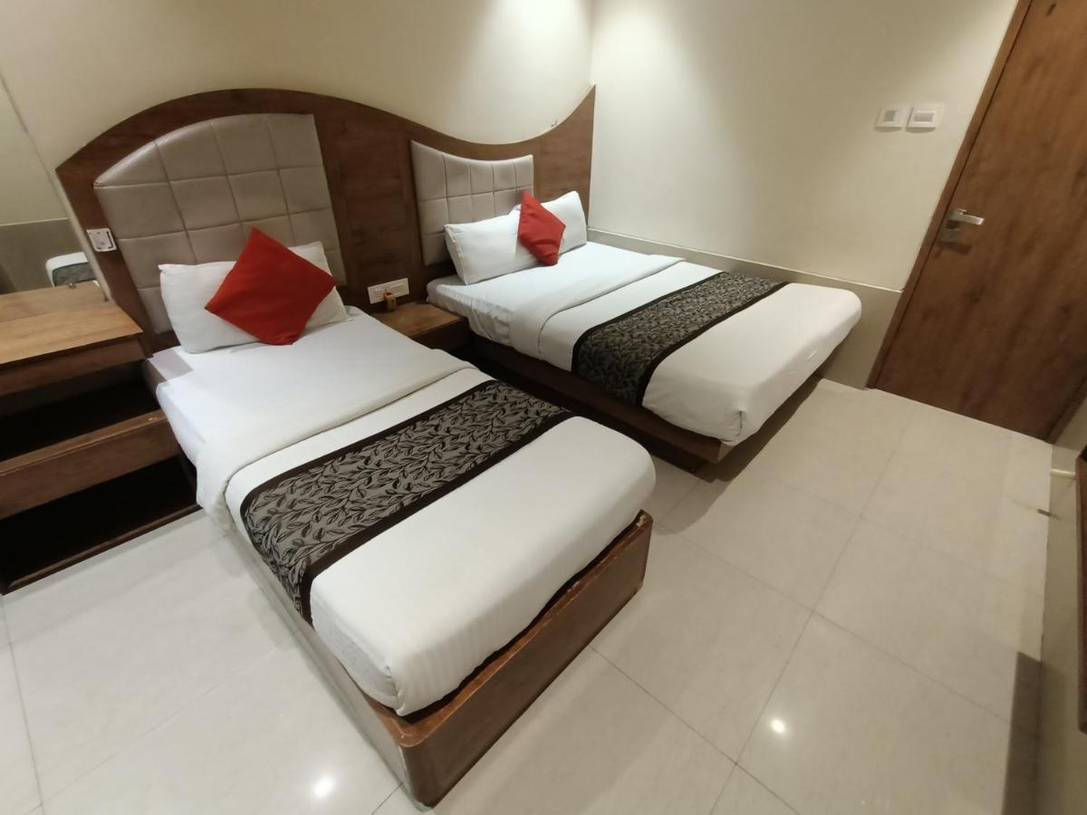 Fabhotel Regal Inn Mumbai Eksteriør bilde