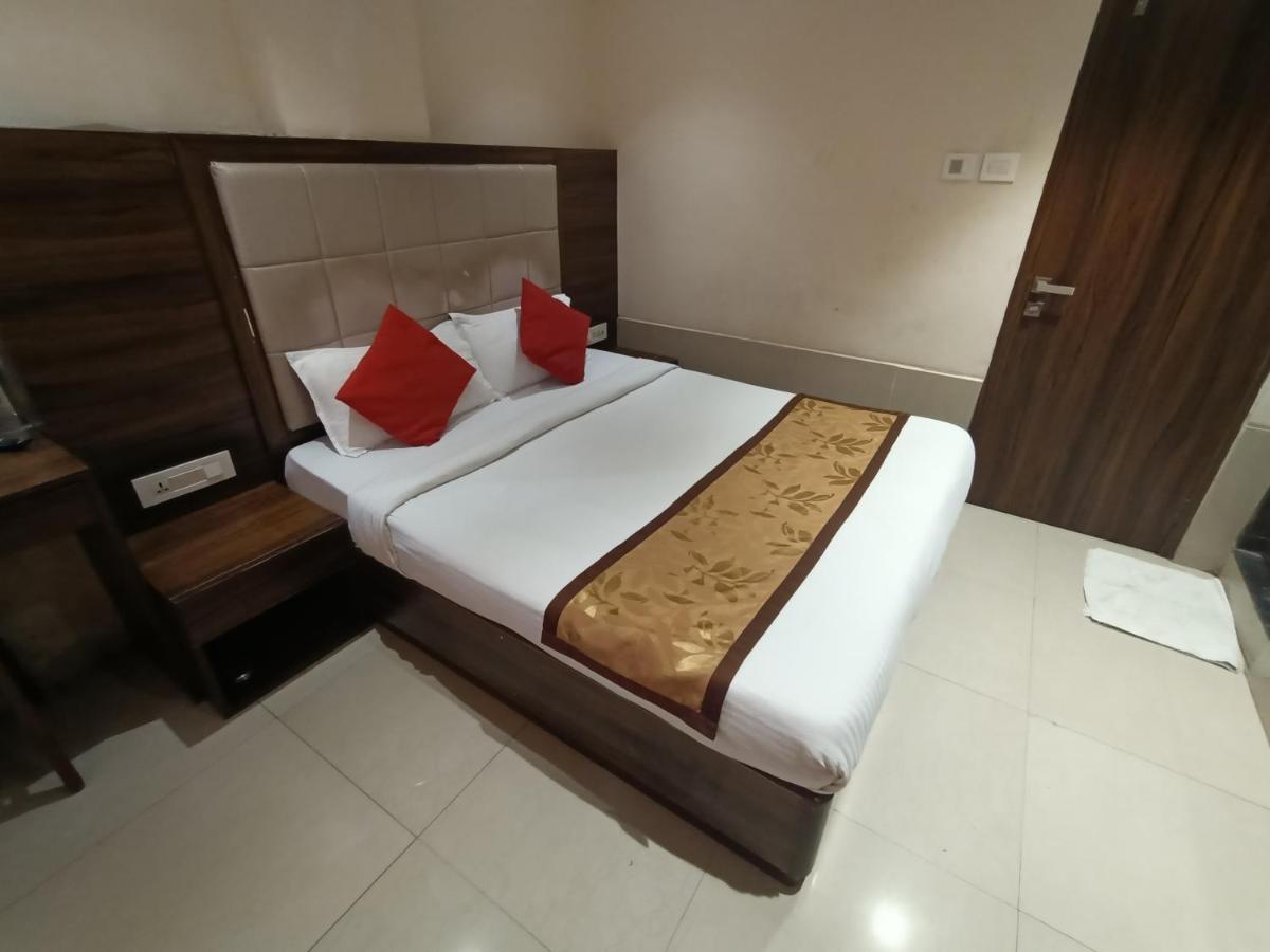 Fabhotel Regal Inn Mumbai Eksteriør bilde