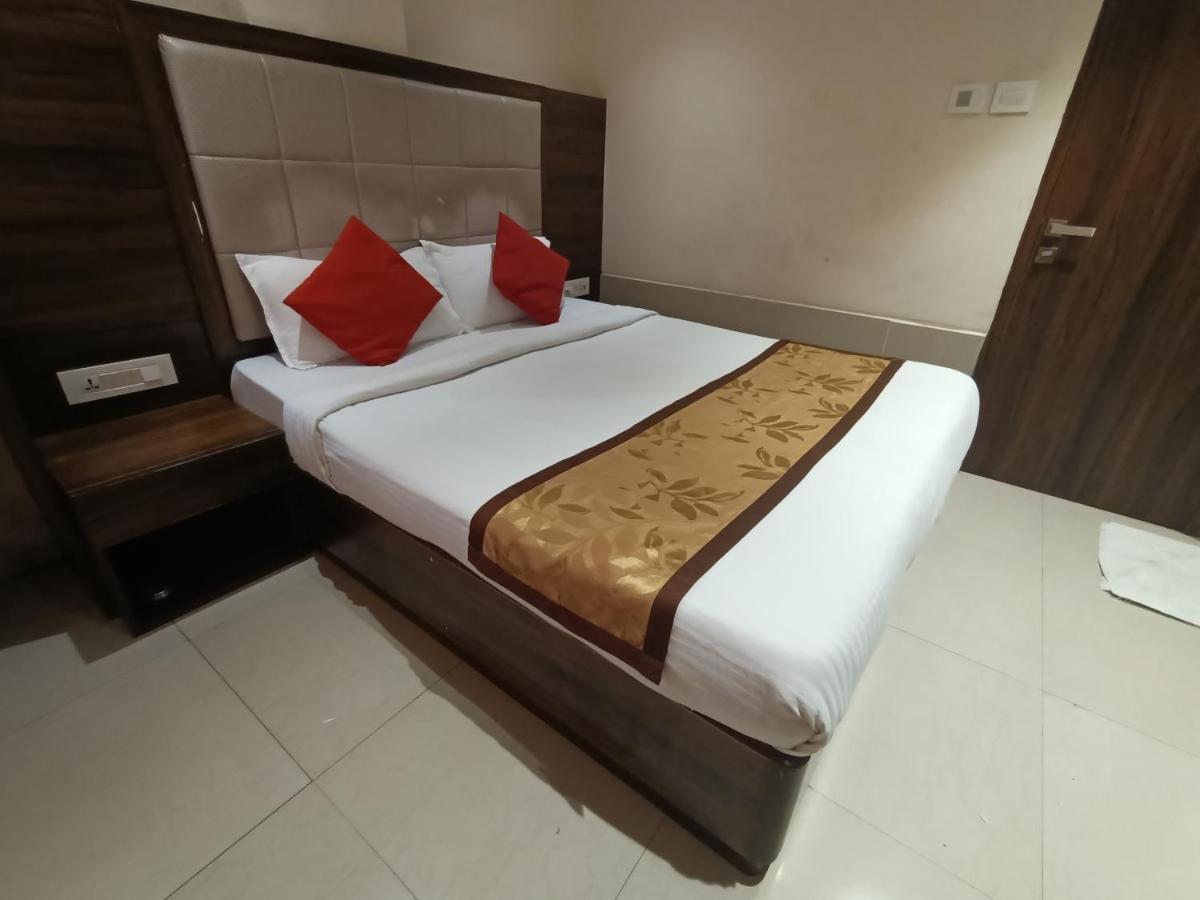 Fabhotel Regal Inn Mumbai Eksteriør bilde