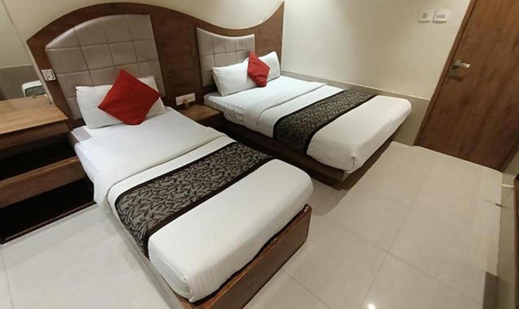 Fabhotel Regal Inn Mumbai Eksteriør bilde