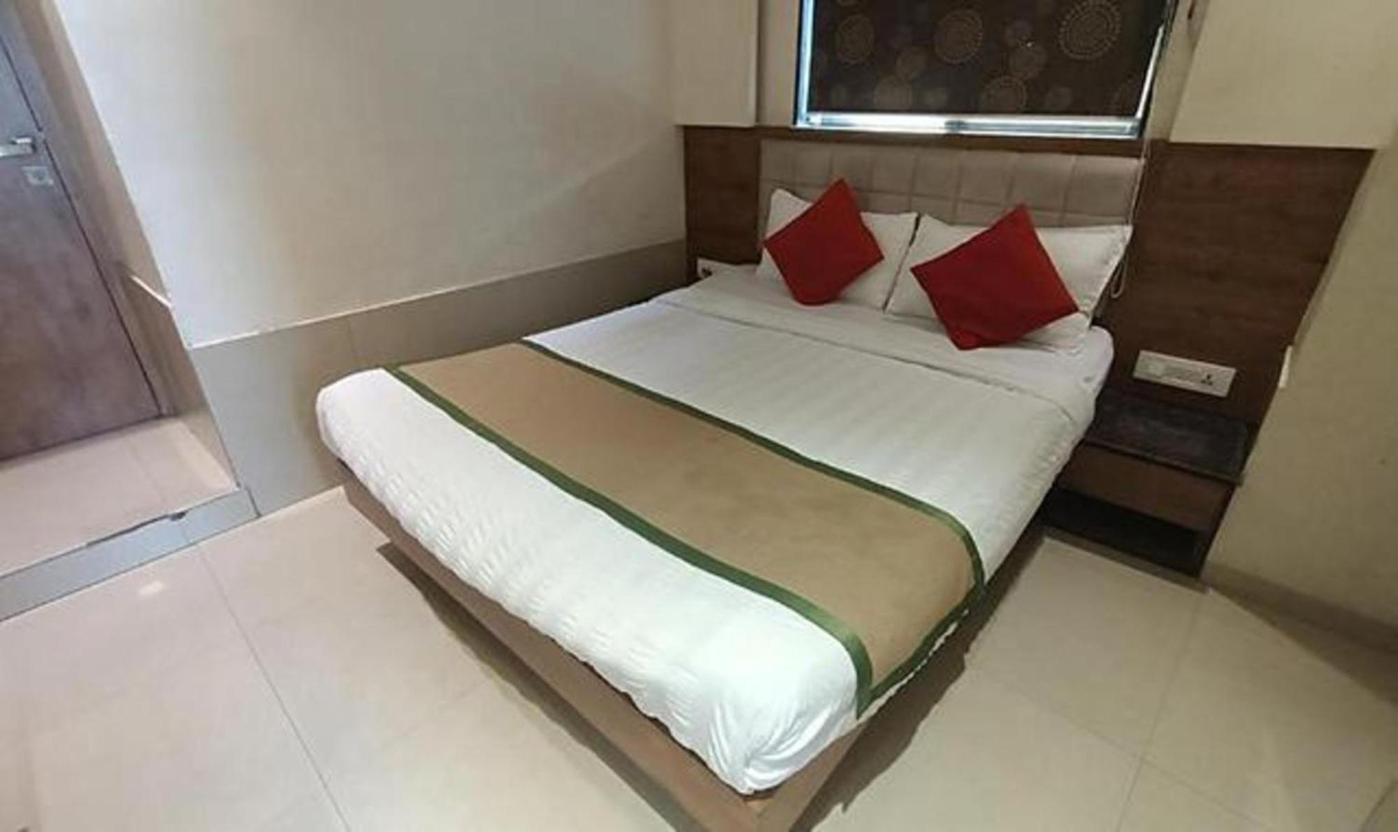 Fabhotel Regal Inn Mumbai Eksteriør bilde